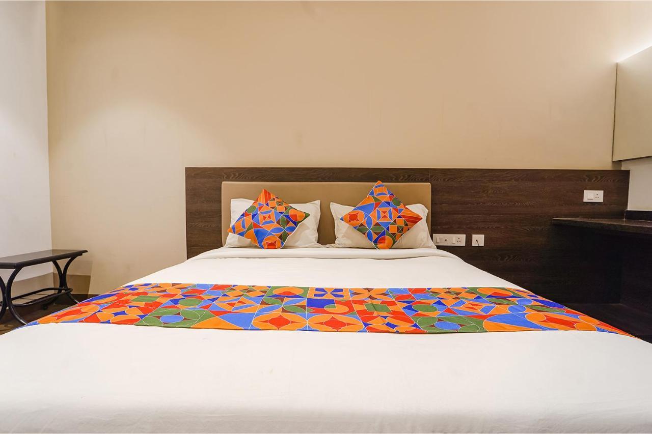 Fabhotel Karpagam - 900M From Nehru Stadium Κοϊμπατόρε Εξωτερικό φωτογραφία